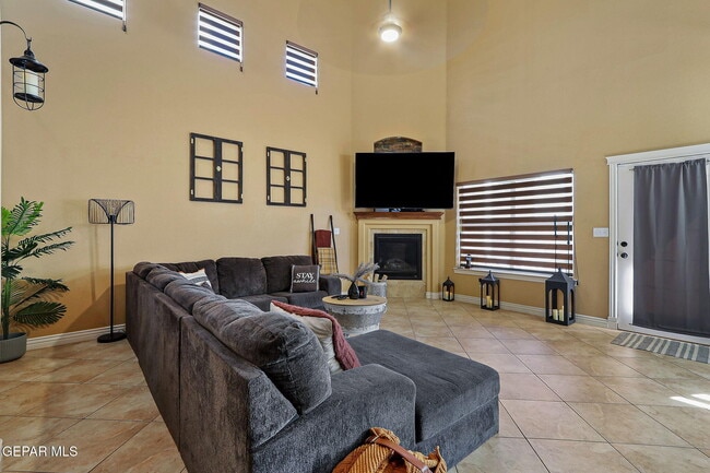 Photo - 11608 St Thomas Way