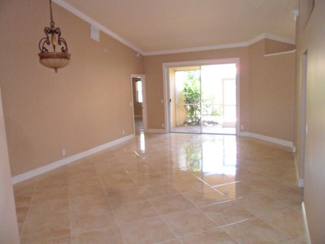 Photo - 10123 Caoba St