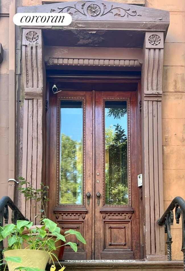 Photo - 288 Clifton Pl