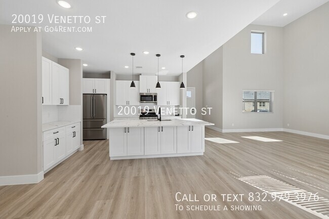 Photo - 20019 Venetto St