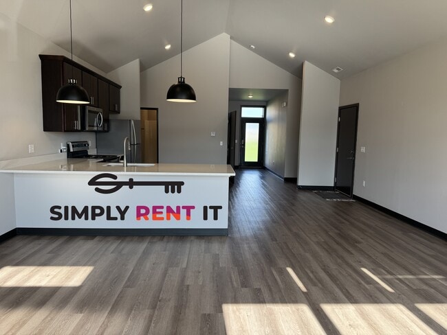 Photo - New 3 Bedroom, 3 Bathroom Sublease Brick Towne Ames Townhome