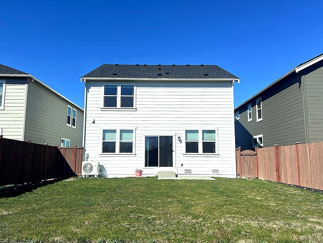 Photo - 1388 SW Pendleton Way