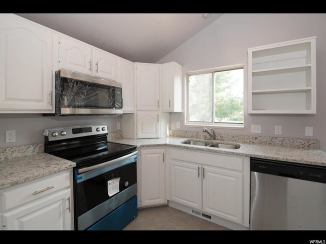 Photo - 2803 W 1100 N