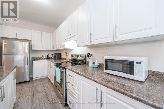 Photo - 36 Sasco Way