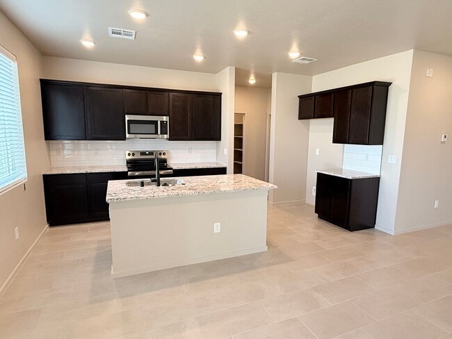 Photo - New Home Metro Verde