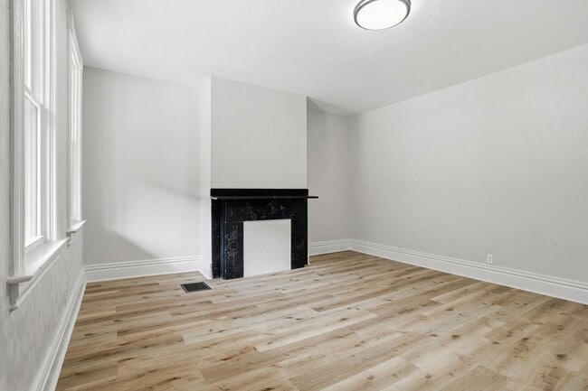 Photo - 3 bed 1 bath - completely updated, great location, central air, laundry