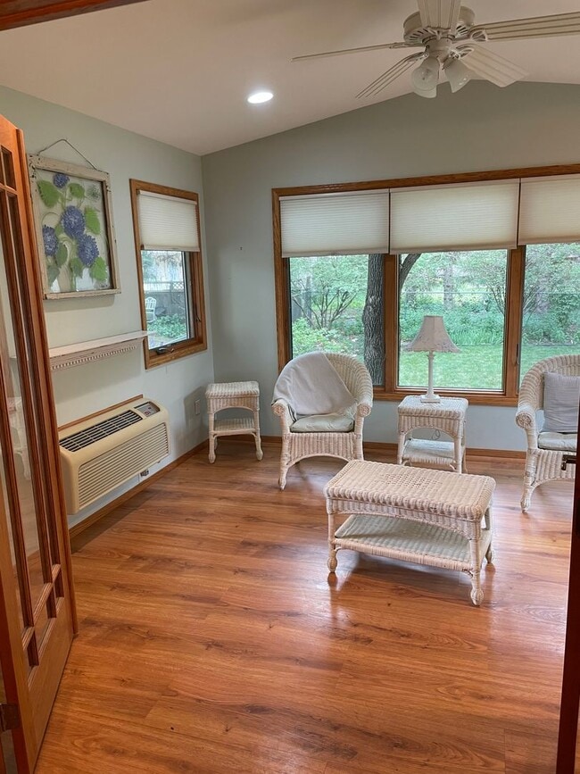 Photo - 2213 S Wellington Ave