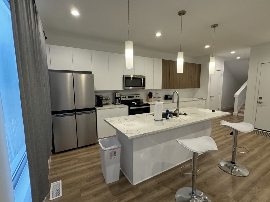 Furnished with Modern Class! - Furnished with Modern Class!