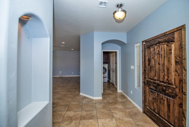 Photo - Spectacular open floor plan home!