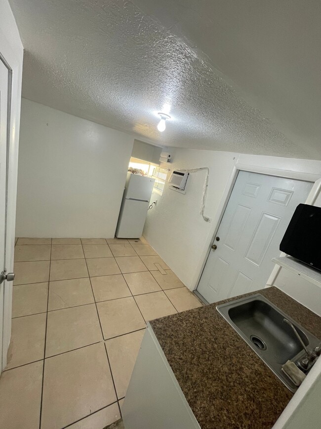Photo - 1331 SW 129th Ave