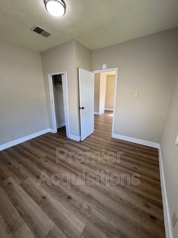 Photo - 2920 Hillcrest Ave