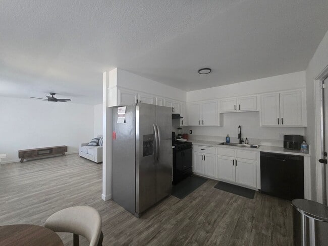 1875 Idlewood Cir