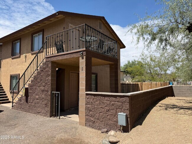 Building Photo - 1551 E Christy Dr Unit 4 Rental