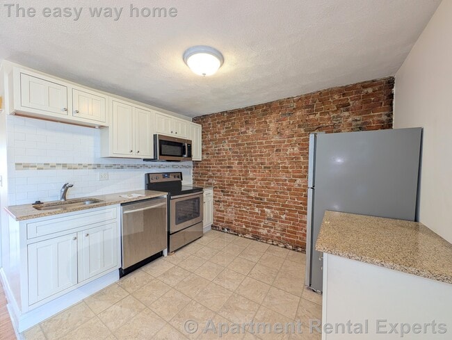 Photo - 3 Elm St Unit #3