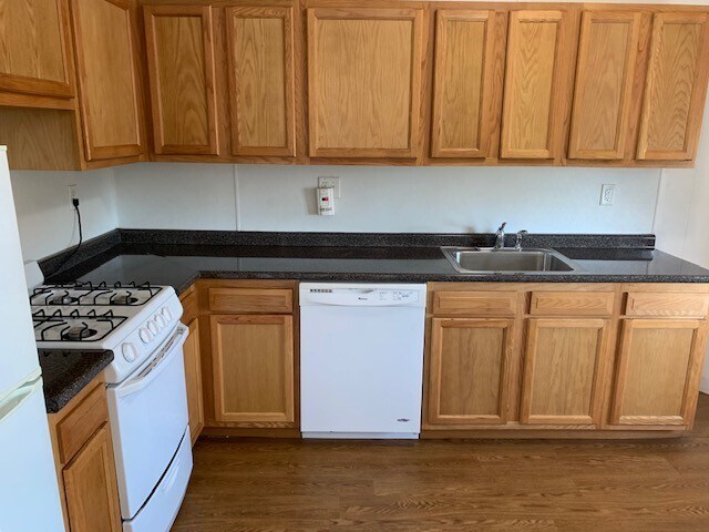 Photo - 104 Englewood Ave Unit #5