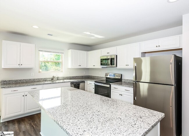 Photo - 259 Kelly Farm Rd