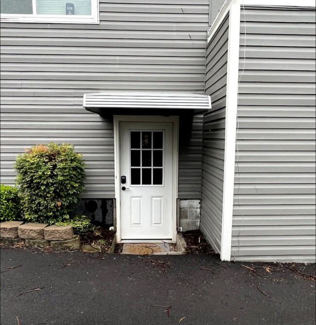 Photo - 20833 Maupin Rd