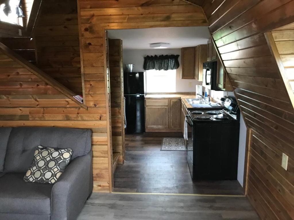 Photo - 203 Rushmore Ave