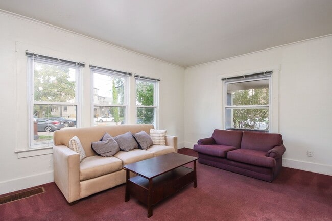 Building Photo - Available for Reservation MAY 2026