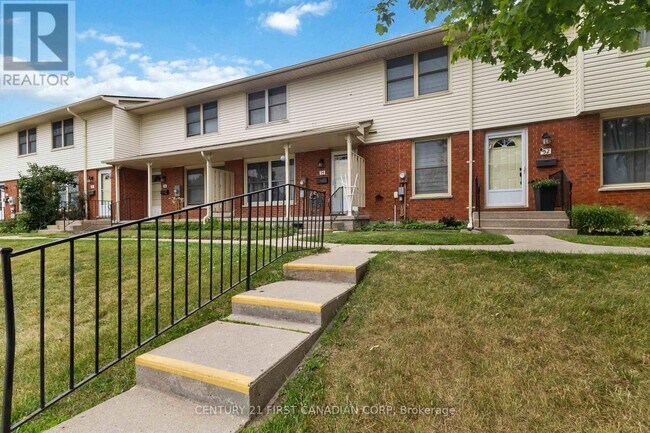Photo - 51 Sholto Dr