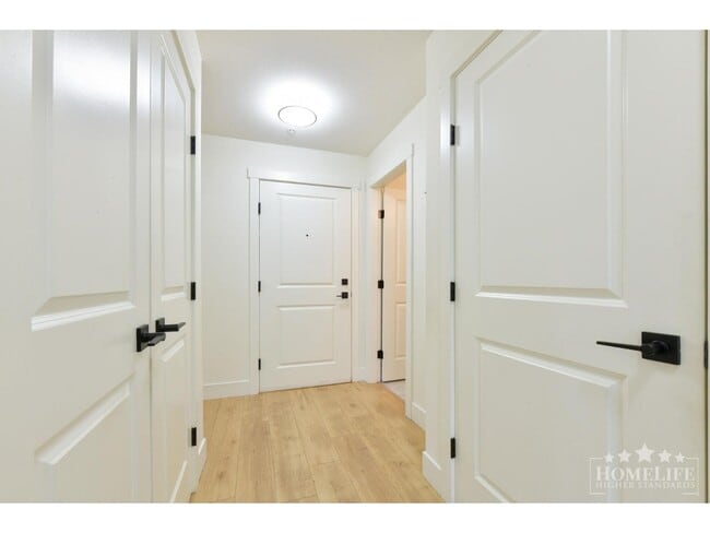 Photo - 19935-1975A 75a Ave Unité 120