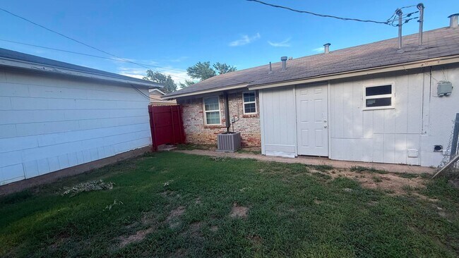 Photo - 2520 Normont Cir Unit 2520