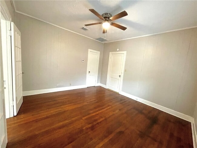 Photo - 907 Bina St Unidad A