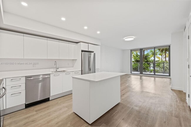 Building Photo - 1500 Bay Rd Unit N-0103 Rental