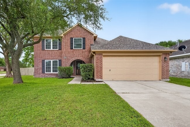 Building Photo - 2018 Village Ct Ln