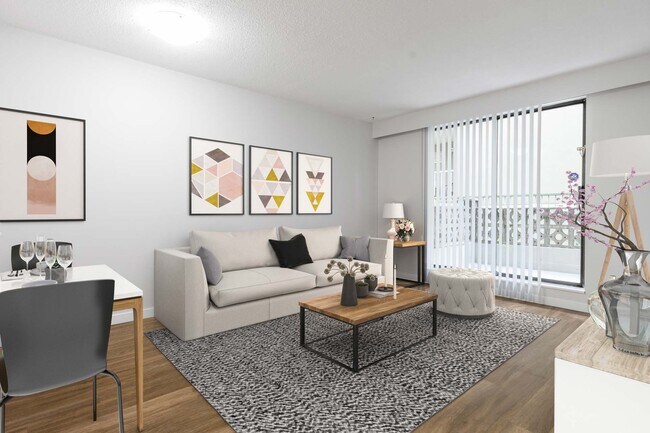 Photo - Royale Unit 00104