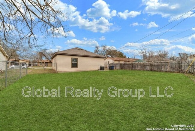 Photo - 1534 Lahn Rd