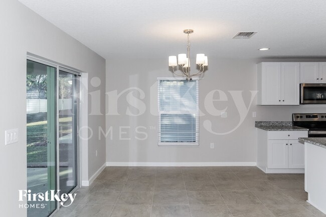 Photo - 437 Earhart Dr