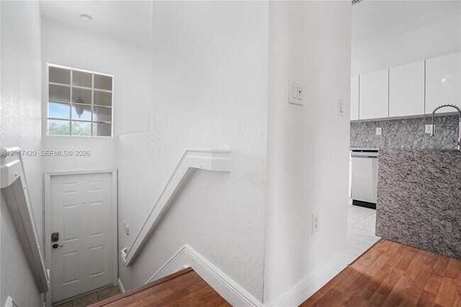Photo - 5610 NW 114th Pl Unit 205