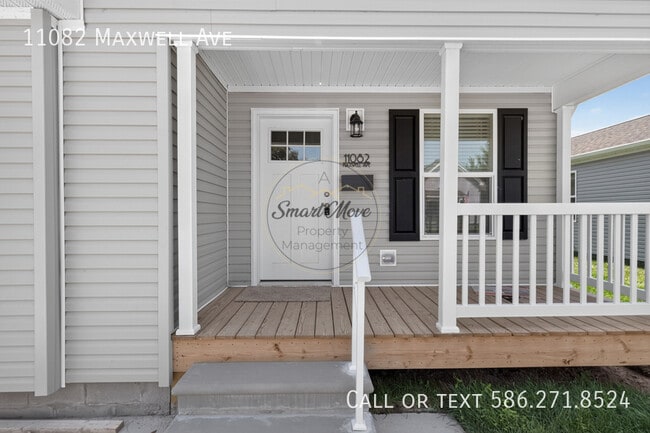 Photo - 11082 Maxwell Ave