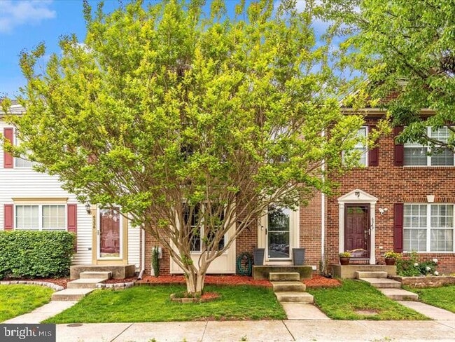 Building Photo - 6338 Towncrest Ct