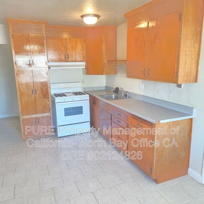 Photo - 1520 Joan Dr