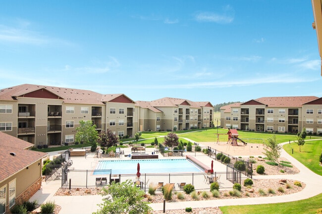 Building Photo - The Meadows