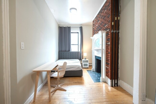 Photo - 25 Linden St Unit 1