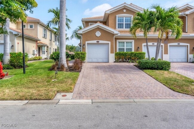 Photo - 18206 Creekside Preserve Loop Unidad 201 Rental