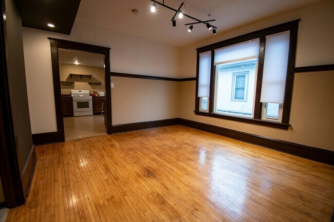 Photo - 1117 N Washington Ave