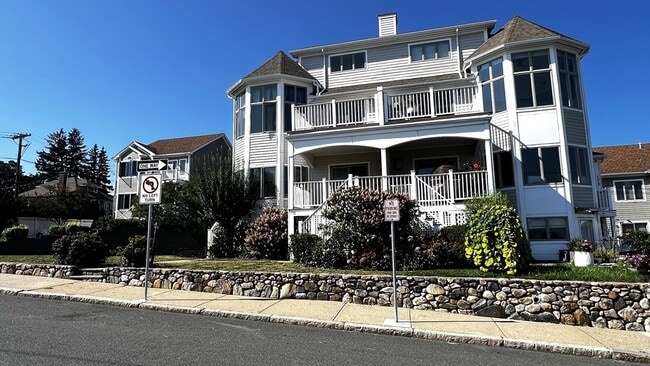 170 Cliff Ave