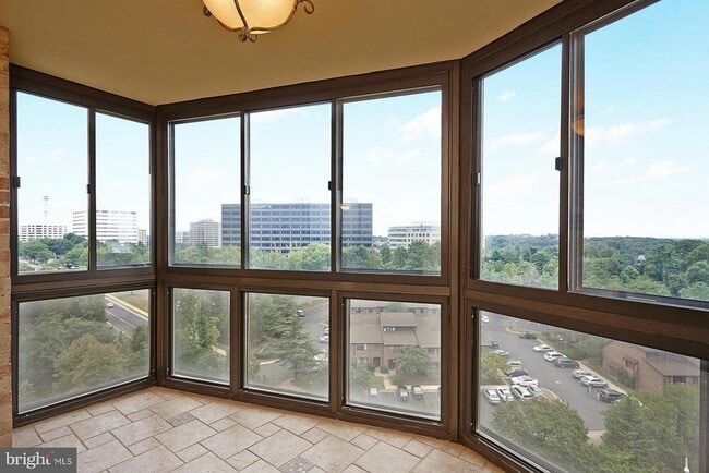 Photo - 8360 Greensboro Dr Unit 922