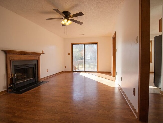 Photo - 7412 Pineleaf Dr