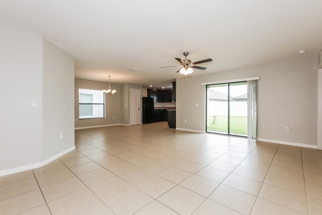 Photo - 1714 Chatham Green Cir