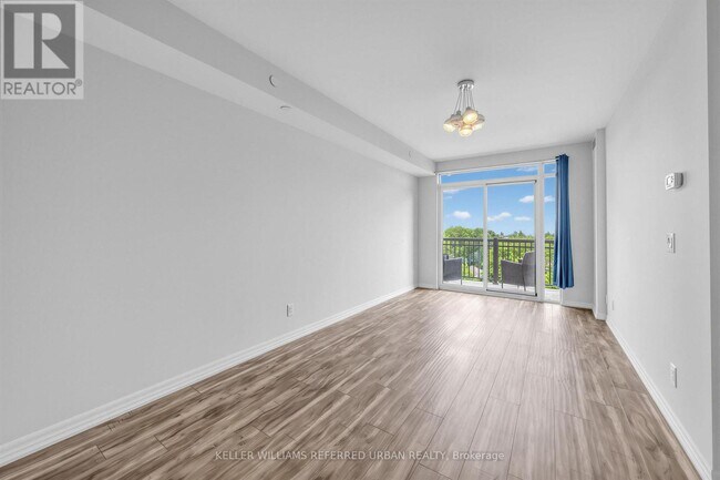 Photo - 3563 Lake Shore Blvd W Unit 708