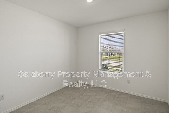 Photo - 11807 Marcellus Wy
