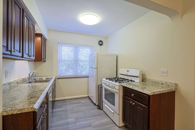 Photo - 3470 Brotherton Rd Unit #3