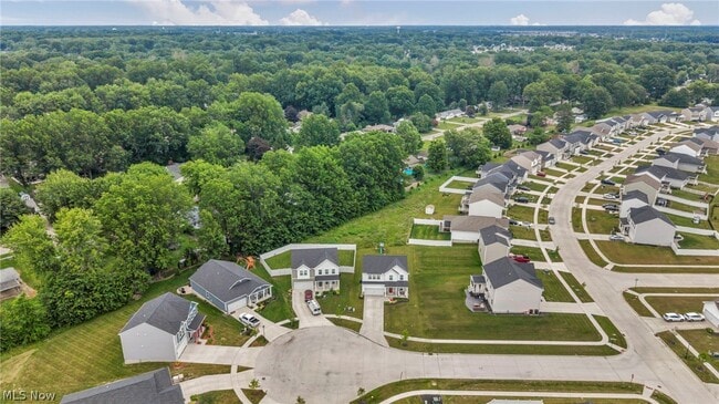 Photo - 704 Maple Hollow Ct