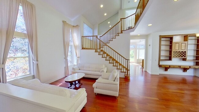 9 Inverary