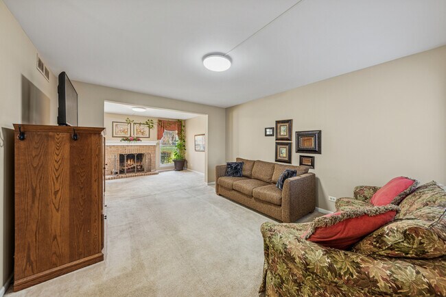 Photo - 36119 N New Bridge Ct